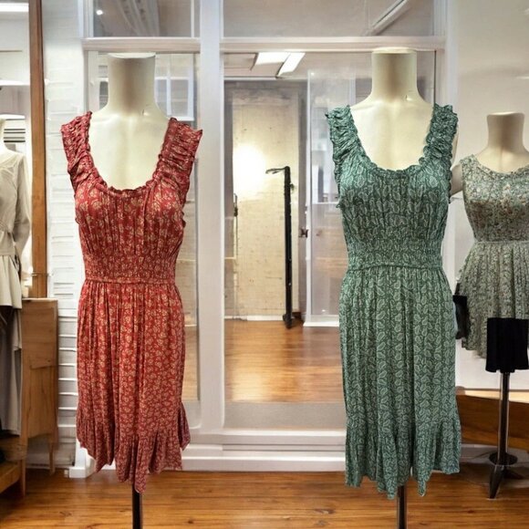 Patrons of Peace Dress,2 Summers each,green,red, size M,long,short sleeves.! - Picture 1 of 16